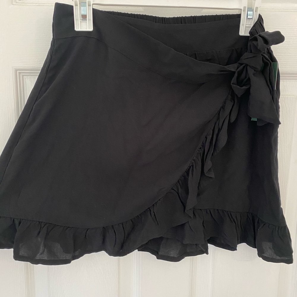 Black Ruffled Skirt - Picture 3 of 4